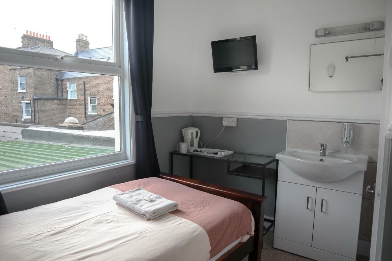 Hotel 261 London Exterior photo